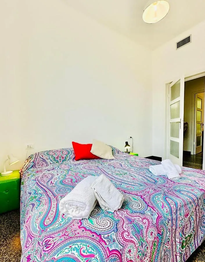 Hostdomus - Casa Ester Noli 0*,  Italy